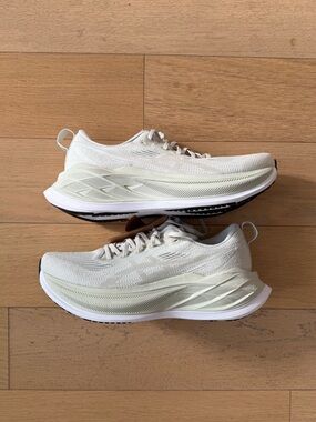 ASICS Superblast 2 Light Grey/White Sage Size US 9